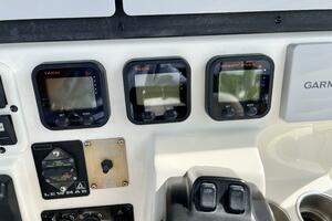 25ft Hydra Sports Yacht For Sale
