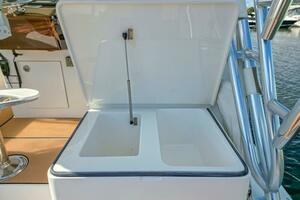 35ft Buddy Davis Yacht For Sale