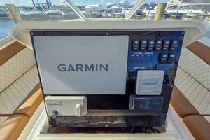 35ft Buddy Davis Yacht For Sale