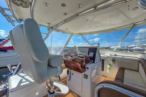 35ft Buddy Davis Yacht For Sale