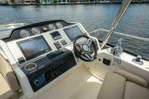 2016 Sea Ray 510 Fly thumbnail 33