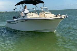 23ft Grady White Yacht For Sale
