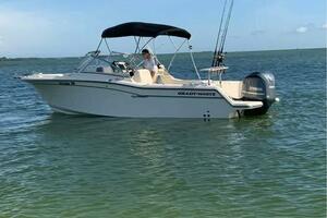 23ft Grady White Yacht For Sale