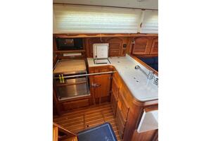 Lady Slipper 38ft Sabre Yacht For Sale