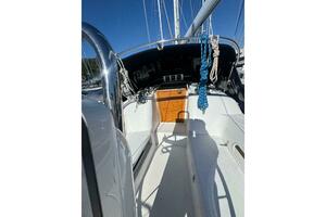 Lady Slipper 38ft Sabre Yacht For Sale