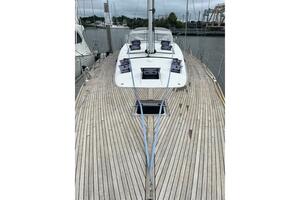 GENKA Worth Avenue Yachts