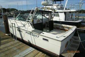 Penny Wise 31ft Pursuit Yacht For Sale