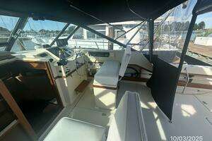 1985 Pursuit 3100 Open thumbnail 23