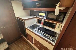 Penny Wise 31ft Pursuit Yacht For Sale