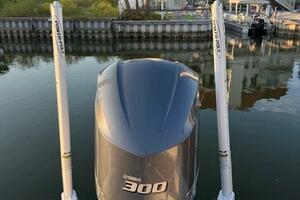 25ft Sea Hunt Yacht For Sale