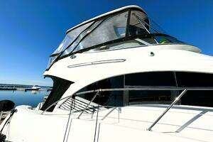 ON TOUR 2008 Sea Ray 47 SEDAN BRIDGE Yacht For Sale in MORRISBURG Ontario