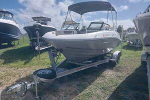 20ft Bayliner Yacht For Sale