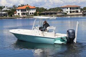 24ft Canyon Bay Yacht For Sale