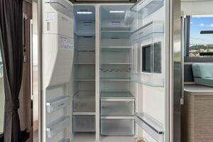 2024 Fountaine Pajot thumbnail 33