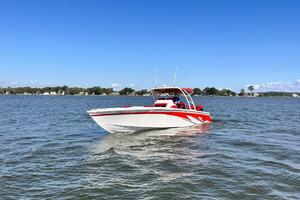 CAT 5 36ft Avanti Yacht For Sale