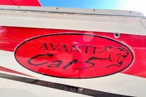 CAT 5 36ft Avanti Yacht For Sale