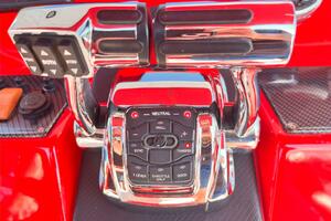 CAT 5 36ft Avanti Yacht For Sale