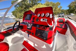 CAT 5 36ft Avanti Yacht For Sale