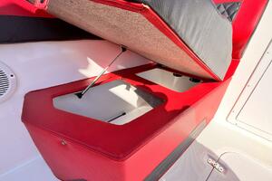 CAT 5 36ft Avanti Yacht For Sale