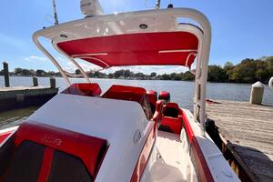 CAT 5 36ft Avanti Yacht For Sale