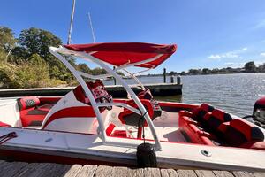 CAT 5 36ft Avanti Yacht For Sale