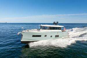2020 Sirena 58 Coupe thumbnail 3