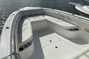 32ft Boston Whaler Yacht For Sale