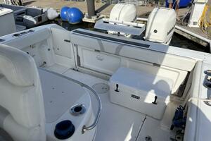32ft Boston Whaler Yacht For Sale
