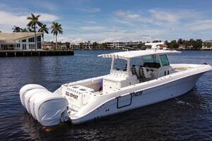 REEL COWBOY 42ft HCB Yacht For Sale