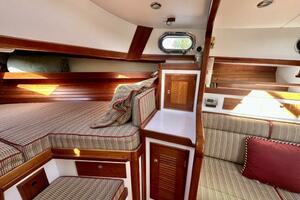 MAESTRO 38ft Lyman Morse Yacht For Sale