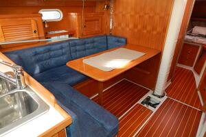 Irie 36ft Catalina Yacht For Sale