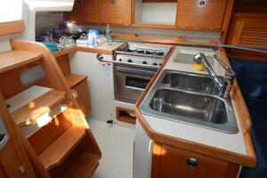 Irie 36ft Catalina Yacht For Sale