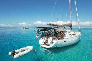 White Pelican 42ft Elan Yacht For Sale