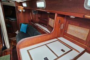 Cloudburst 37ft Tartan Yacht For Sale