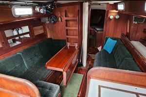 Cloudburst 37ft Tartan Yacht For Sale
