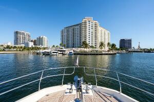 71ft Prestige Yacht For Sale