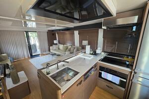 71ft Prestige Yacht For Sale