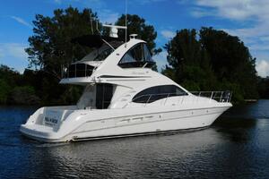 Full Deck 44ft Sea Ray Yacht For Sale