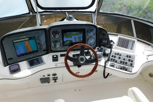 Full Deck 44ft Sea Ray Yacht For Sale