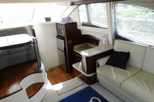 Full Deck 44ft Sea Ray Yacht For Sale
