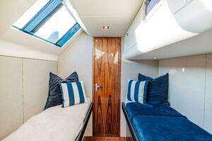 2011 Fairline 65 Squadron thumbnail 76