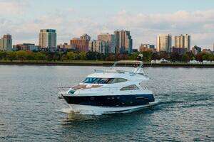 2011 Fairline 65 Squadron thumbnail 5