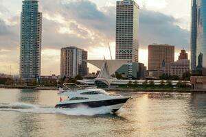 2011 Fairline 65 Squadron thumbnail 12