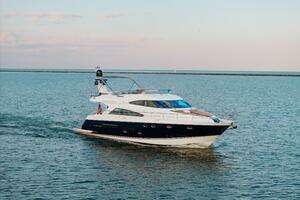 2011 Fairline 65 Squadron thumbnail 7
