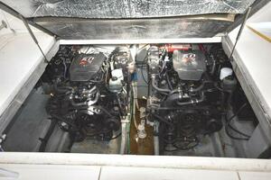 New Listing  31ft Sea Ray Yacht For Sale