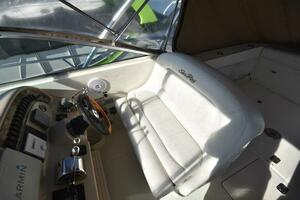 New Listing  31ft Sea Ray Yacht For Sale