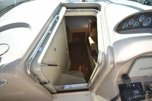 New Listing  31ft Sea Ray Yacht For Sale