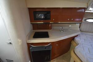 New Listing  31ft Sea Ray Yacht For Sale