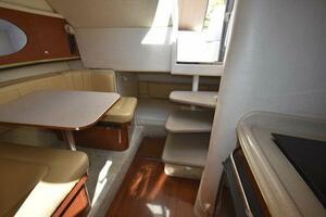 New Listing  31ft Sea Ray Yacht For Sale