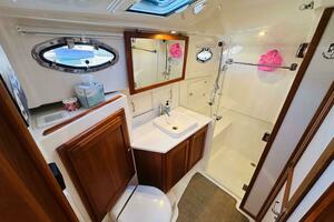 JOMO 39ft Back Cove Yacht For Sale